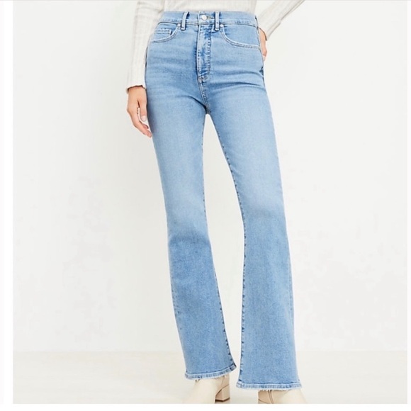 NWT LOFT The Slim Flare High Rise Jeans - Picture 1 of 5